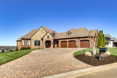 629 Southern Way, Lenoir City, TN, 37772-6287 | Card Image