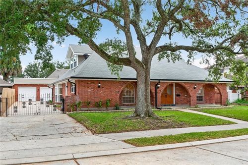 2422 Oriole St, New Orleans, LA, 70122-4338 | Card Image