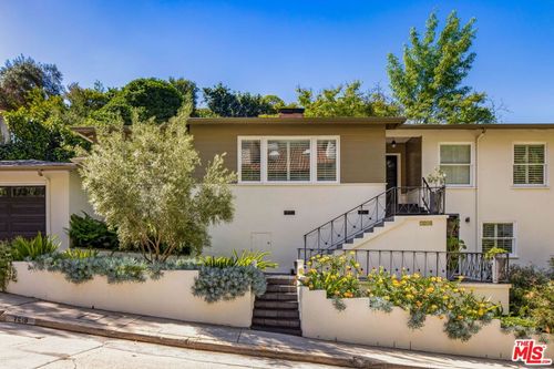 7218 La Presa Dr, Los Angeles, CA, 90068-3102 | Card Image