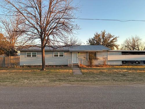 209 W 4th St, Miles, TX, 76861 | Card Image