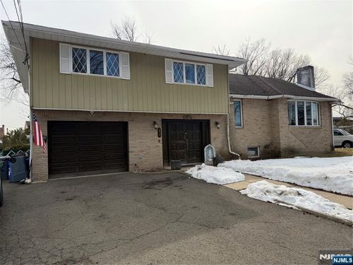 82 Birk Street, Saddle Brook, NJ, 07663 | Card Image