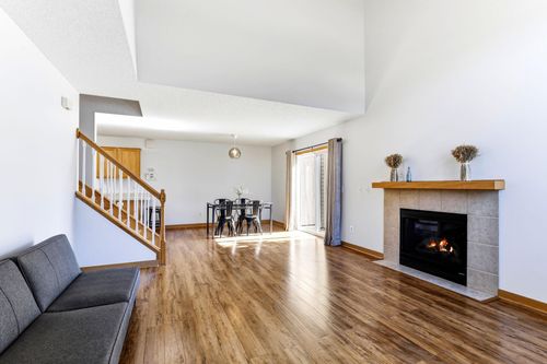 104-2481 Yellowstone Dr, Hastings, MN, 55033-3756 | Card Image