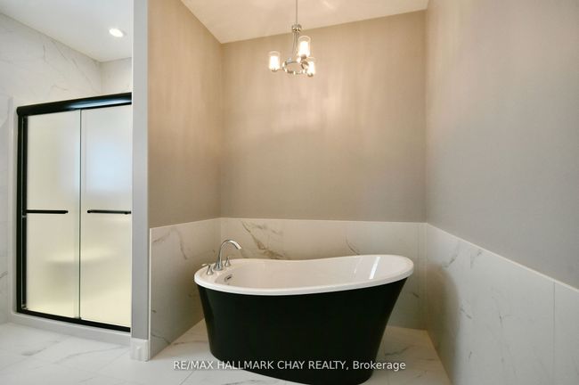 5 Kanata Crt, House other with 3 bedrooms, 2 bathrooms and 6 parking in Springwater ON | Image 30