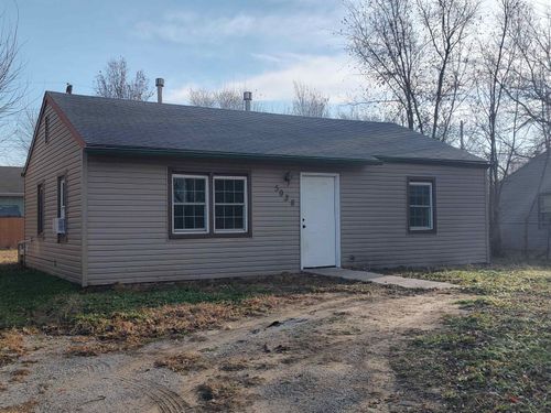 5038 S Meadowview Ave, Wichita, KS, 67216-3531 | Card Image