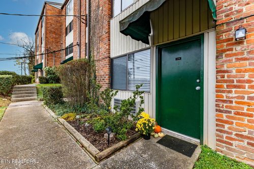 apt-a106-2718 Painter Ave, Knoxville, TN, 37919-4640 | Card Image