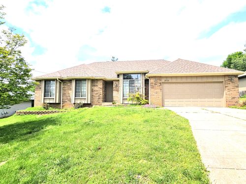 2921 E Lark Street, Springfield, MO, 65804 | Card Image