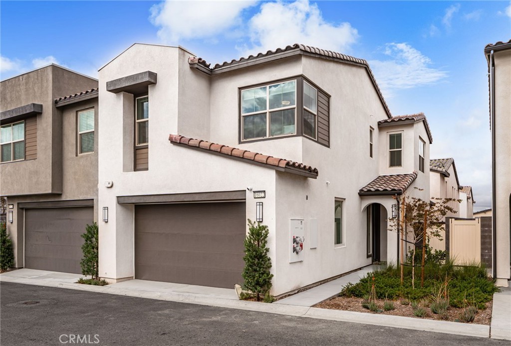 Residential in Fontana 3