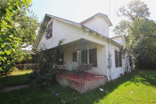 7002 Avenue O, Houston, TX, 77011-1524 | Card Image