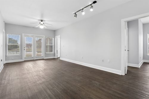 3101-1901 Crossing Pl, Austin, TX, 78741-3396 | Card Image