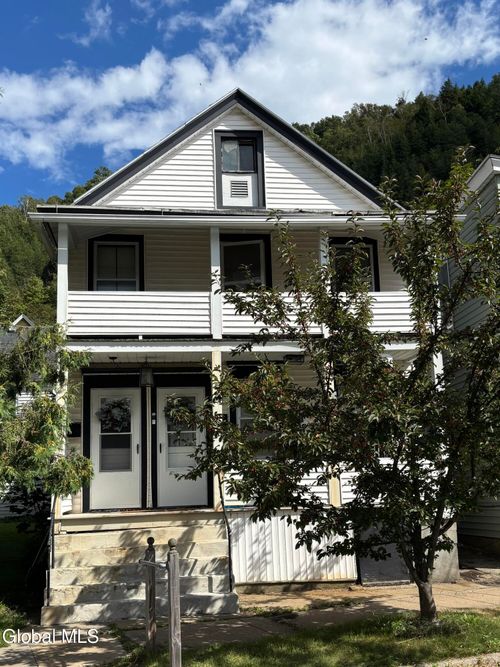 25 Flint Ave, Little Falls, NY, 13365-1902 | Card Image