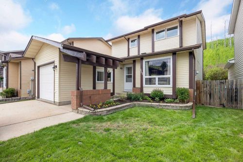 117 Goodwin Pl, Fort Mcmurray, AB, T9J1K1 | Card Image