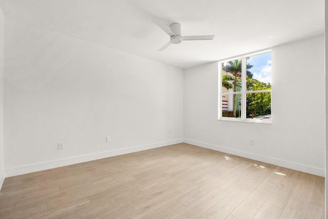 APT-105 - 720 Sapodilla Ave, Condo with 2 bedrooms, 2 bathrooms and null parking in West Palm Beach FL | Image 21