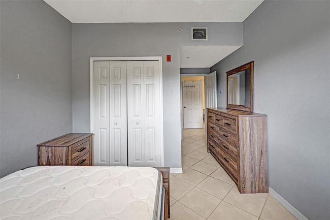 APT-203 - 7085 Nova Dr, Condo with 3 bedrooms, 2 bathrooms and null parking in Davie FL | Image 22