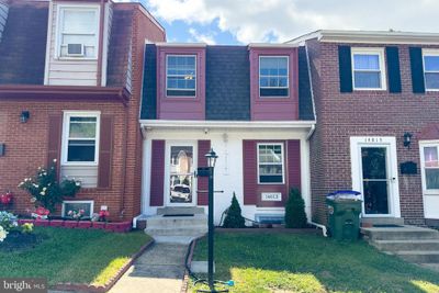 14813 Anderson Court, Townhouse with 3 bedrooms, 2 bathrooms and null parking in WOODBRIDGE VA | Image 2