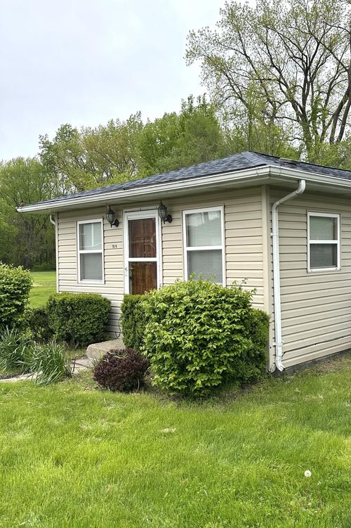 7616 Lake Shore Dr, Cedar Lake, IN, 46303-8707 | Card Image