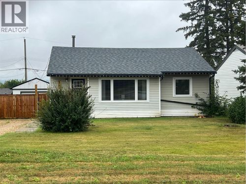 1121 96 Ave, Dawson Creek, BC, V1G1L2 | Card Image
