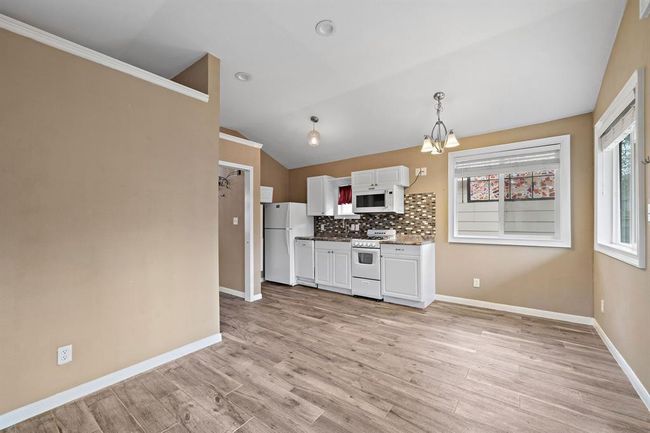 6302 Hickorycrest Dr, House other with 4 bedrooms, 3 bathrooms and 2 parking in Spring TX | Image 5