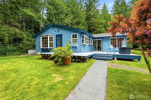 4243 Timberline Rd, Clinton, WA, 98236-8412 | Card Image