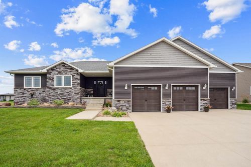 170 Fairway Dr, Dike, IA, 50624-9665 | Card Image
