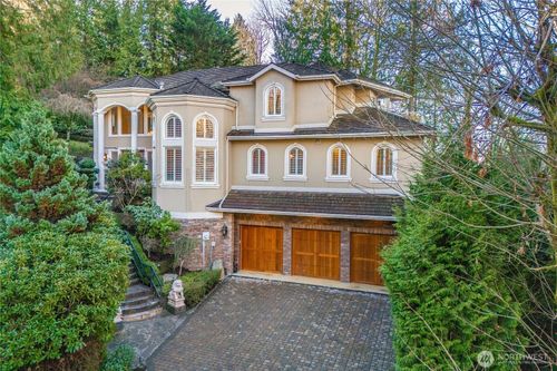 5325 145th Pl Se, Bellevue, WA, 98006-3543 | Card Image
