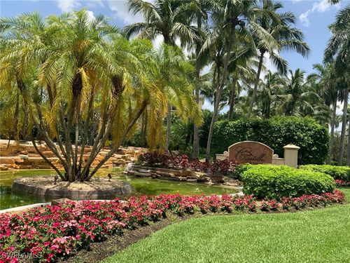 4-101-2817 Tiburon Blvd E, NAPLES, FL, 34109-3673 | Card Image