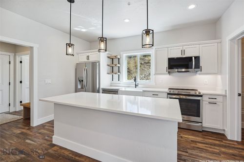 a-39 Stoney Brook Dr, Clancy, MT, 59634-9201 | Card Image