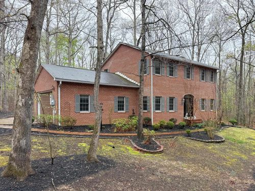 87 Retriever Ridge Dr, Zion Crossroads, VA, 22942-6857 | Card Image