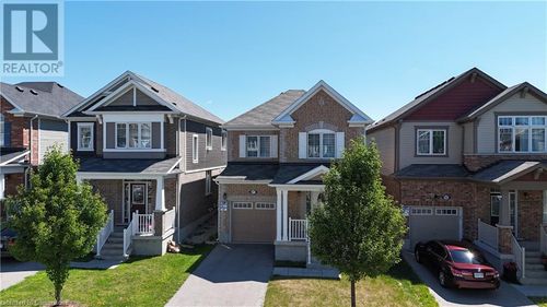 47 Pickett Pl, Cambridge, ON, N3E0B4 | Card Image
