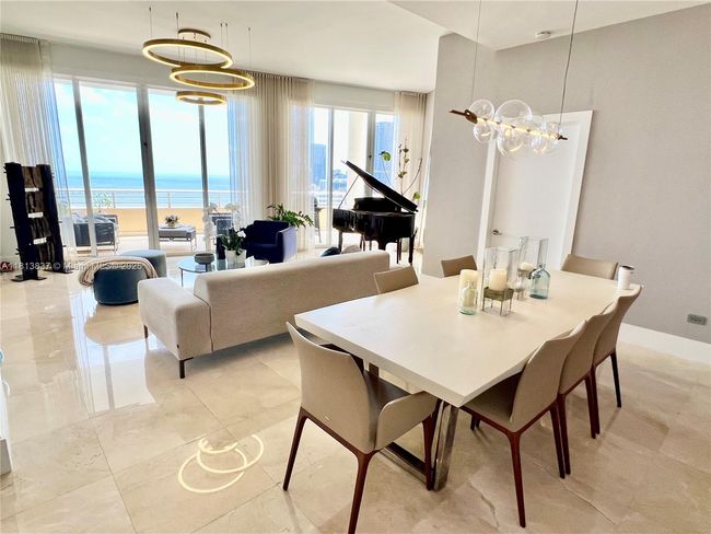 APT-4505 - 848 Brickell Key Dr, Condo with 3 bedrooms, 4 bathrooms and null parking in Miami FL | Image 19