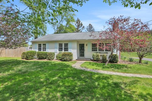 152 Schoonmaker Ln, Stone Ridge, NY, 12484-5830 | Card Image