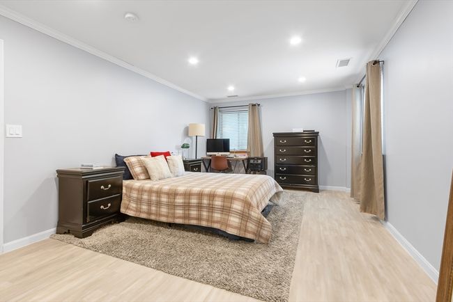 APT-206 - 666 Main St, Condo with 2 bedrooms, 2 bathrooms and 1 parking in Winchester MA | Image 15