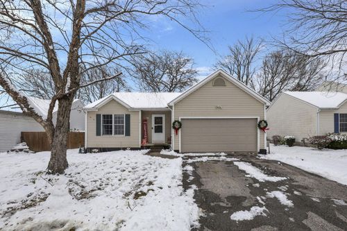 1592 Magoffin Ave, Obetz, OH, 43207-4394 | Card Image