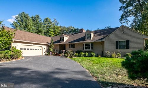 1020 Wayne Ave, WYOMISSING, PA, 19610-2227 | Card Image