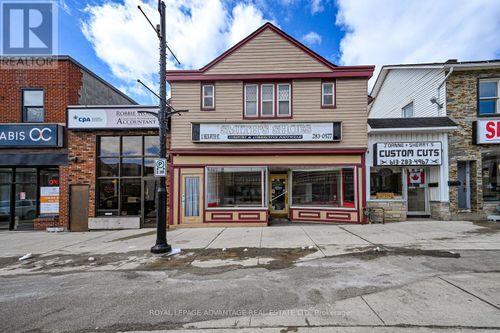 12 Beckwith St N, Smiths Falls, ON, K7A2B1 | Card Image