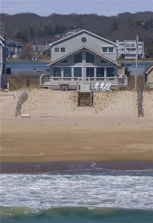 419 Atlantic Ave, Westerly, RI, 02891-4333 | Card Image