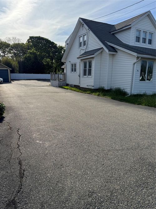 90 Medford Ave, Patchogue, NY, 11772-1202 | Card Image