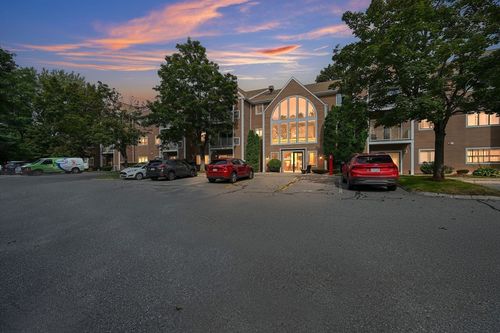 b36-36 Steeplechase Ct, Haverhill, MA, 01832-3600 | Card Image