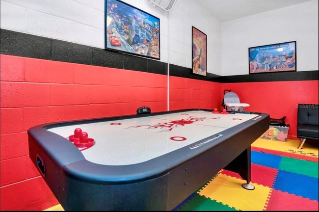 Game Room | Image 30