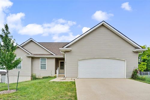 1875 Highland Rd, Ely, IA, 52227-9563 | Card Image