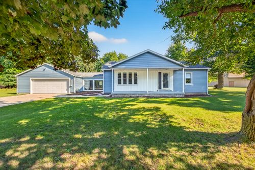 5368 Dowling St, Montague, MI, 49437-1122 | Card Image