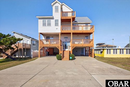 206 E Palmetto St, Kill Devil Hills, NC, 27948-7862 | Card Image