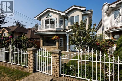 6865 Sperling Ave, Burnaby, BC, V5E2V8 | Card Image