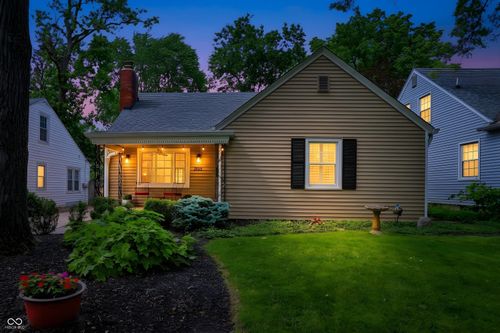 2420 Northgate St, Indianapolis, IN, 46220-2850 | Card Image