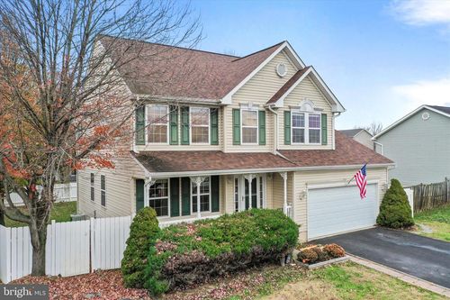 176 Charlotte Ct, MARTINSBURG, WV, 25405-6388 | Card Image