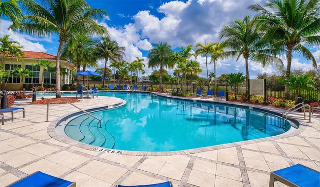 213 - 10170 Sw 7 Th St, Condo with 2 bedrooms, 2 bathrooms and null parking in Pembroke Pines FL | Image 42