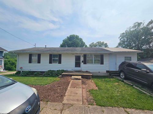 231 Chapman Ave, Spencer, WV, 25276-1123 | Card Image