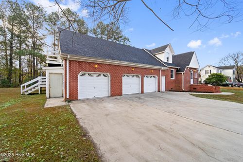 190 Huffmantown Rd, Richlands, NC, 28574-6204 | Card Image