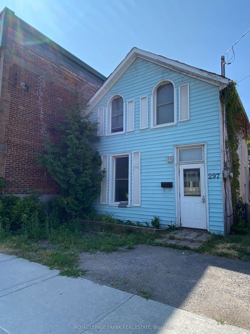 297 Sherbrooke St, Peterborough, ON, K9J2N7 | Card Image