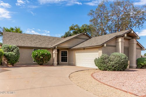 3655 W Del Rio St, Chandler, AZ, 85226-2229 | Card Image