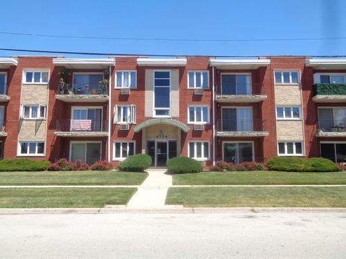 3b-4754 W 101st St, Oak Lawn, IL, 60453-4040 | Card Image